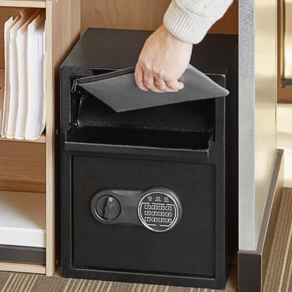 депозитні сейфи